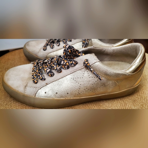 SZ 6 WOMENS SHU SHOP MIA GOLD STAR FASHION SNEAKER - Picture 3 of 9